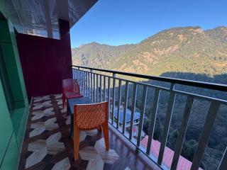 Hotel Garden Cottage and Resort Dhanaulti - 2