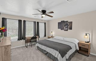 Bright Amarillo Townhome with Yard and Garage - Amarillo - 9