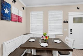 Bright Amarillo Townhome with Yard and Garage - Amarillo - 7