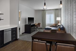 Residence Inn by Marriott Lenexa City Center - Lenexa - 1