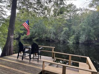 Riverfront Home 5BR 4BA Hot Tub Kayaks Sleeps 16 - 9