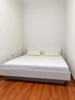 Humble 2BD Apartment Close to Central near Wien Mitte - 4