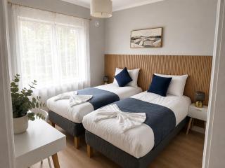 Luxury By The Coast 6 - 4