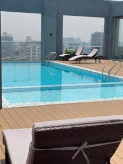 Heart of Westlands, top floor, Skyline views, Heated Pool, Near GTC, JW Marriott & Sarit - 3