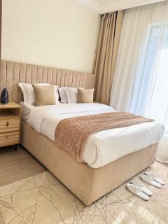 Heart of Westlands, top floor, Skyline views, Heated Pool, Near GTC, JW Marriott & Sarit - 5