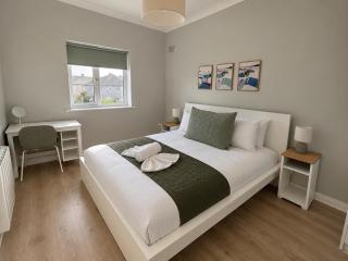 Stylish City Retreat - sleeps 6 - 1