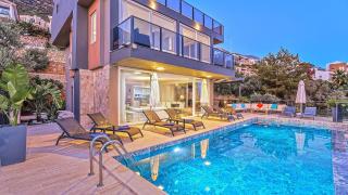 Kalkan 5 Bedroom Villa - 7127 - 7