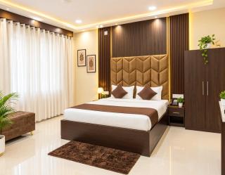 Hotel The GPR Palace Mahakaleshwar Temple And Railway Station# Budget Crafted for Every Stay, Ujjain - 4