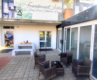 3 Zimmer mit Gemeinschaftsbad und Küche Apartment Heidi - 0