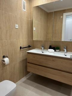 Frontline Serena Golf view apartments - 2