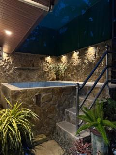 Rubys Guesthouse - 1