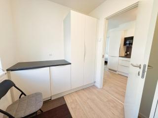 Rip City Apartment by Nuuk Homes - 2
