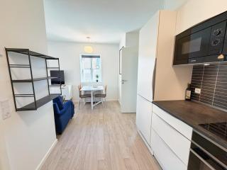 Rip City Apartment by Nuuk Homes - 1