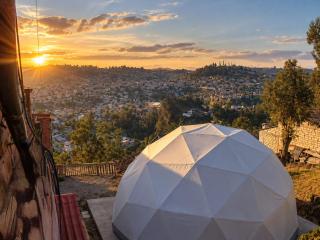 Alta Vista Domo Glamping - 0