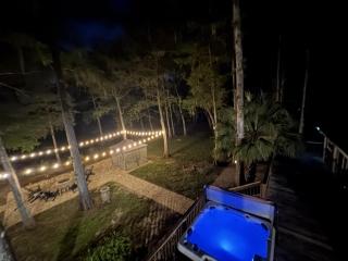 Riverfront Home 5BR 4BA Hot Tub Kayaks Sleeps 16 - 7