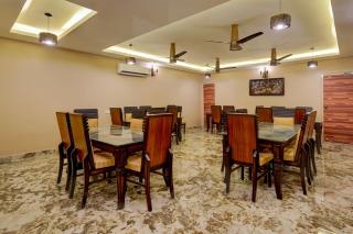 Super Townhouse NK Vivanta Luxury Rooms - 1