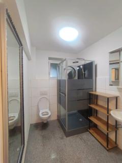 3 Zimmer mit Gemeinschaftsbad und Küche Apartment Heidi - 2