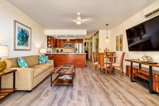 Beachfront • Pool + Hot Tub • Pickleball, Tennis - 6
