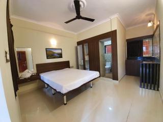 God's Gift Guest House - 8