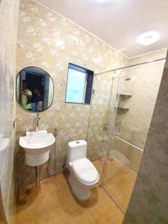 God's Gift Guest House - 9