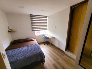 Stylish & Minimalist Apartment, up to 6 - 0