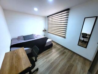 Stylish & Minimalist Apartment, up to 6 - 6