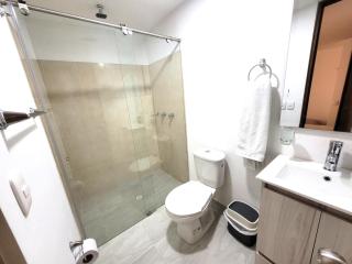 Stylish & Minimalist Apartment, up to 6 - 2