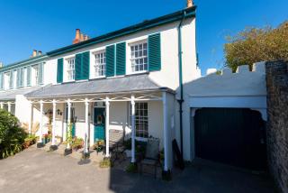 Upper Instow Beach Cottage - 1