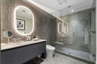 25th Floor Adjoining Suite at the E11even Residences - 5