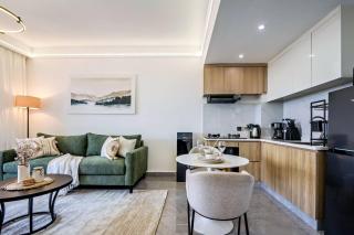 Elegant 1BR Lavington Near Junction Mall - Fast WiFi, Heated Pool & Gym - 2