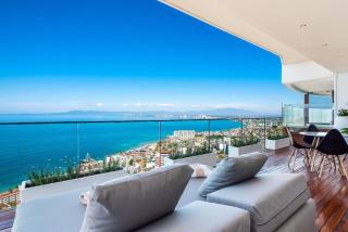 Avalon - 901 Luxurious & Best View 3 BR Amapas - 2