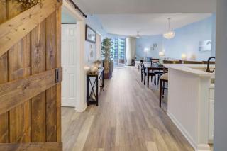 Pool Views, 2 Bed 2 Bath,Balcony, Lagoon Pool,Shuttle,The Palms of Destin - 5