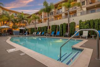 Best Western Plus Marina Gateway Hotel - 9