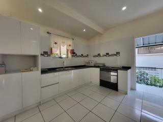 Big & comfortable 5 BR house Paramaribo North - 9