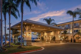 Best Western Plus Marina Gateway Hotel - 6