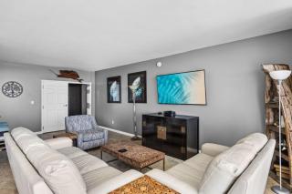 Coast Is Clear at Silver Shells Resort and Spa - 2