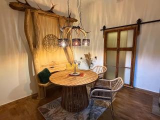 F44 Cozy Suite - 1