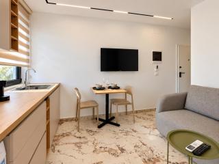 Matisse No26 - One Bedroom Apartment With Balcony - 4