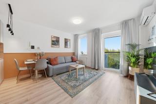 Modern Ružinov Apartment - Free Parking, D1 Access - Bratislava - 4