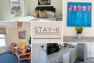 Convenient 1-Bed Apartment, Close to Beach & Shops - 9