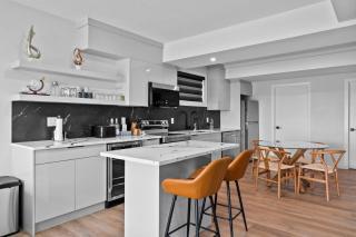 Modern 2BR Retreat YEG, Nisku Shopping - 8