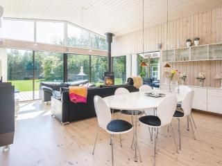 4 star holiday home in Glesborg - 4