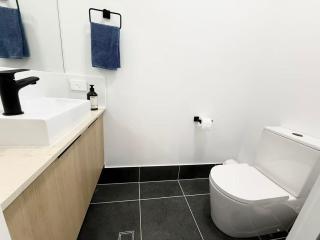 Home away from home&pet friendly&Fully fenced - 5