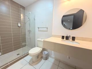 Family Perfect 2BR Apartment next to US Embassy - 8