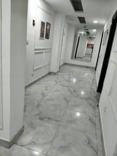 Motel Masti - 4