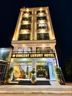 Vincent Luxury Hotel - 8