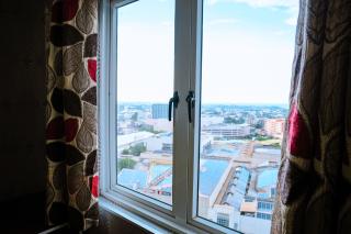 THE LOOP 2br fully furnished corner unit w balcony - 5