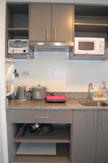 Studio Condo Near Airport - 2