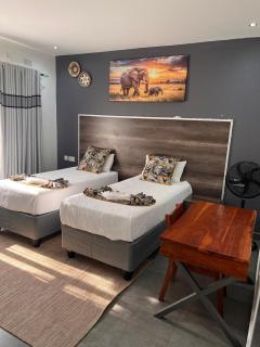 Victoria Falls Accomodation - 4