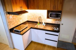 THE LOOP 2br fully furnished corner unit w balcony - 1